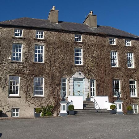 Castlemorris House Hotel Тралий Екстериор снимка