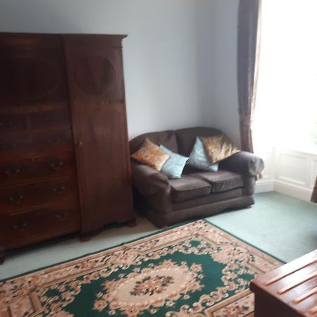 Castlemorris House Hotel Тралий Екстериор снимка