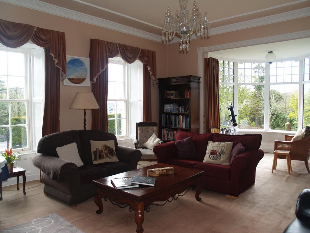 Castlemorris House Hotel Тралий Екстериор снимка