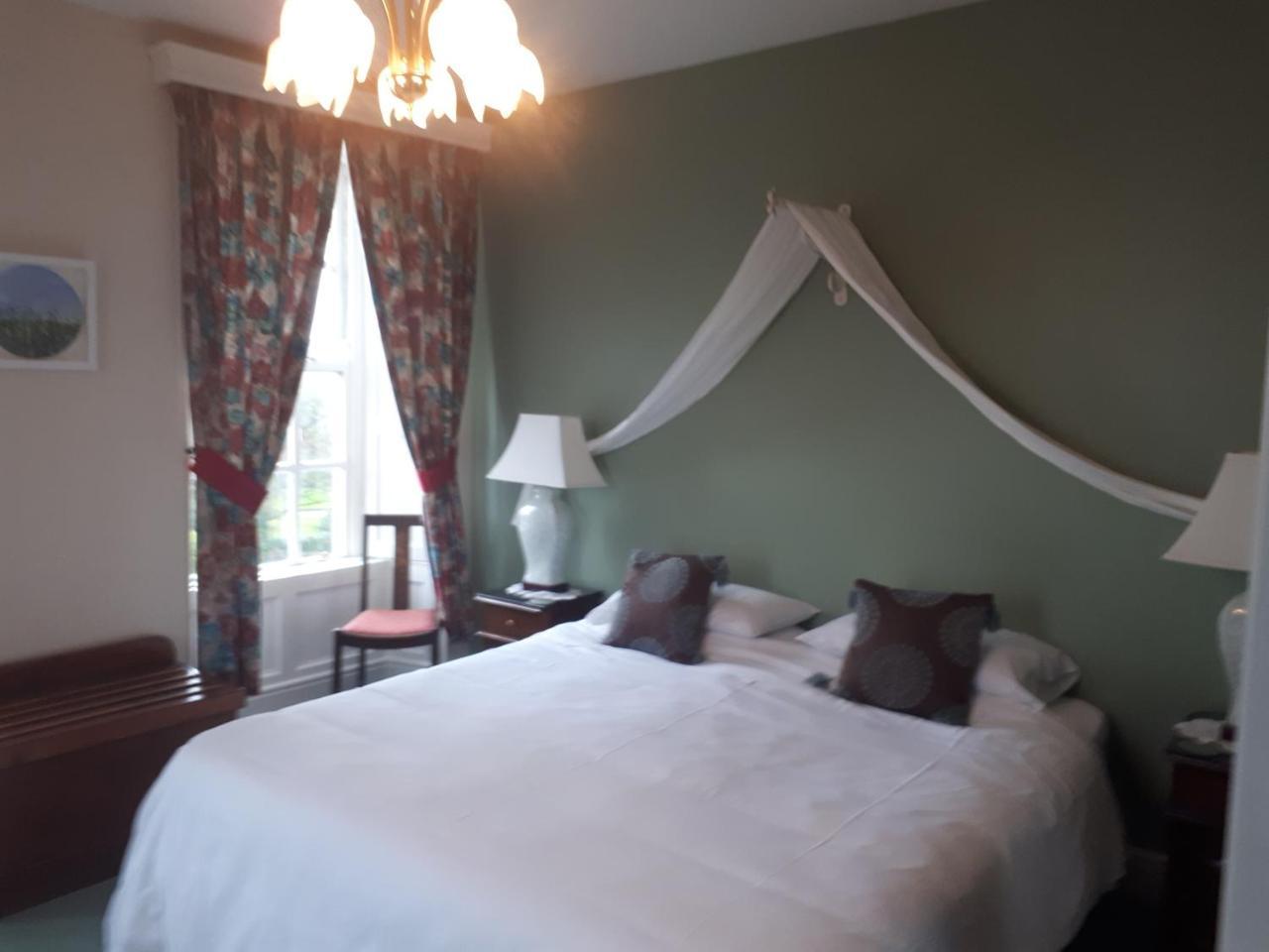 Castlemorris House Hotel Тралий Екстериор снимка