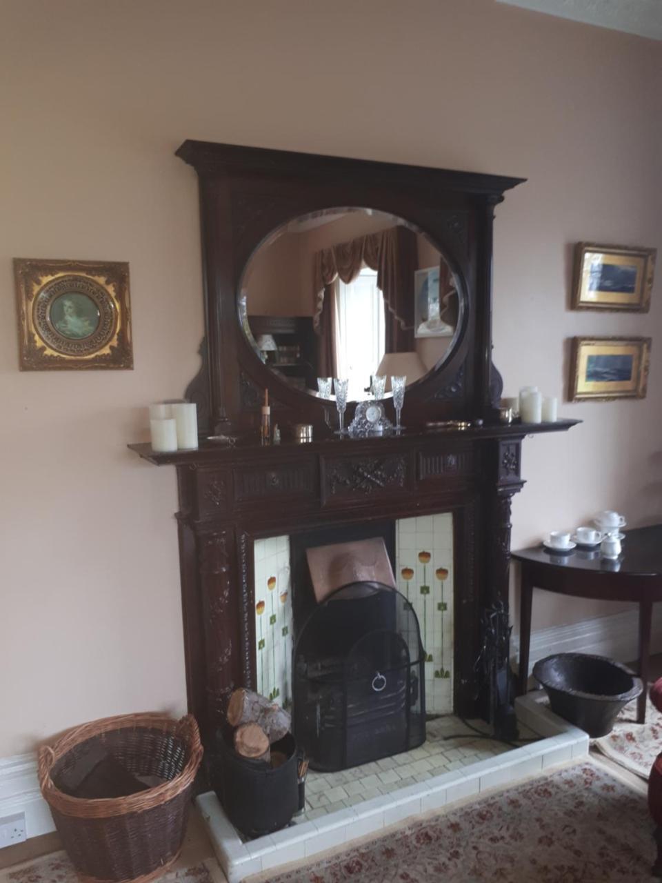 Castlemorris House Hotel Тралий Екстериор снимка